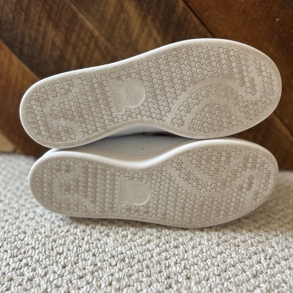 Adidas Stan Smith White and Navy Sneakers worn 1x 
Like new size 7 - Picture 2 of 5